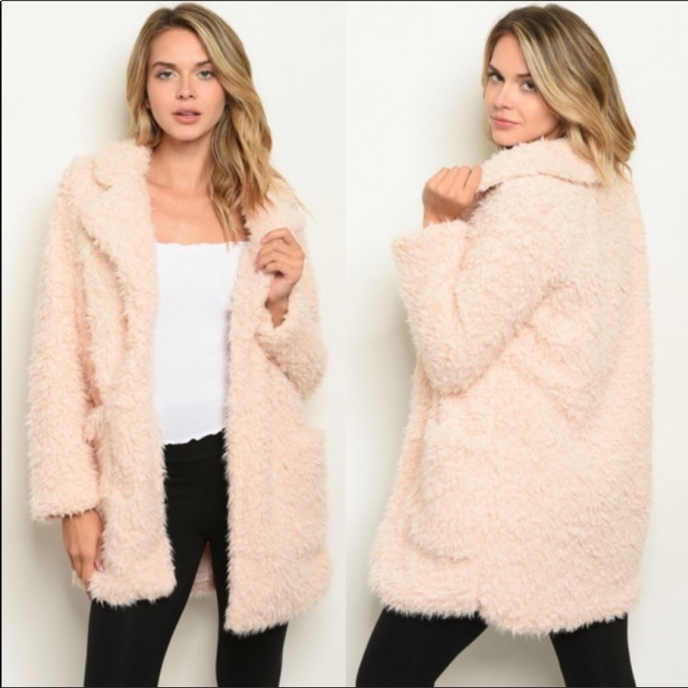 Shaggy teddy bear coat! 😍 Boutique item